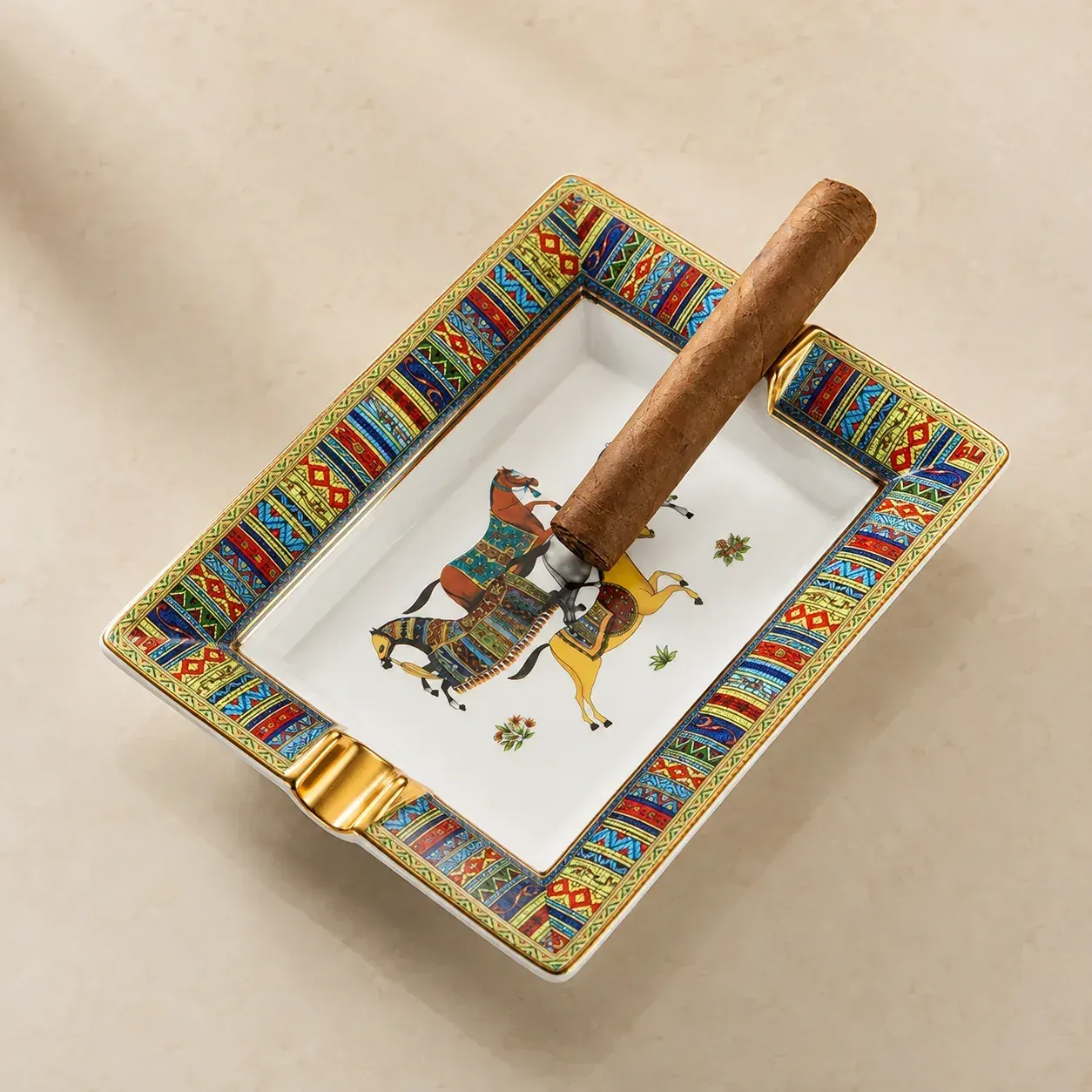 Ceramic cigar ashtray finish and gold rest detail for OEM branding programmes