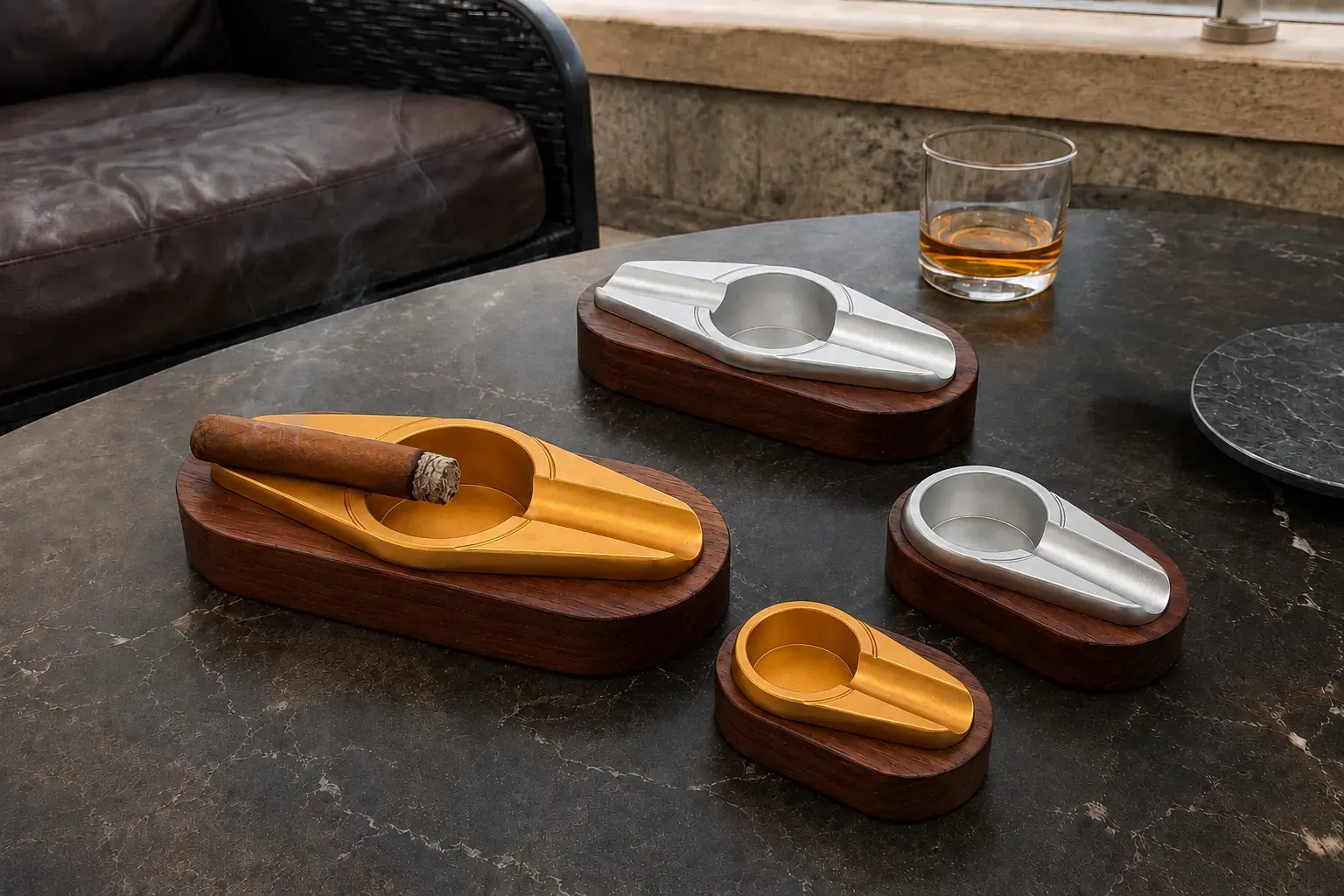 High-end classic hardwood cigar ashtrays with gold and silver aluminium inserts, single-rest and double-rest